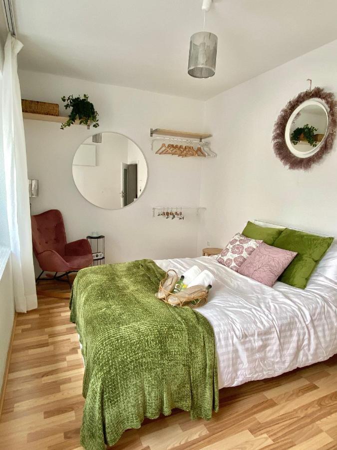 Stay In Aux, Feel At Home ! 2 Room Apartment Central Incl All You Need For 4 Person, 24H Check In, Pkw Parking Only Augsburg Bagian luar foto