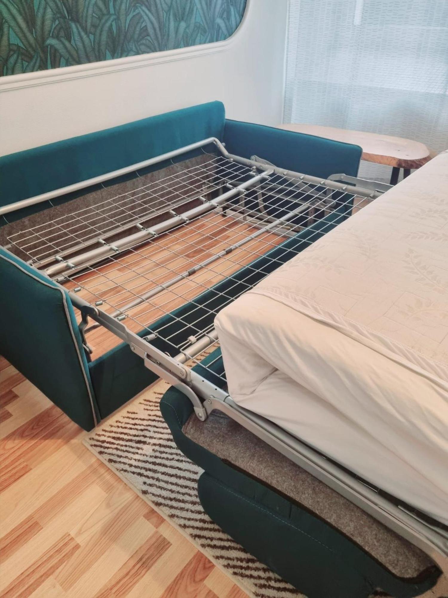 Stay In Aux, Feel At Home ! 2 Room Apartment Central Incl All You Need For 4 Person, 24H Check In, Pkw Parking Only Augsburg Bagian luar foto